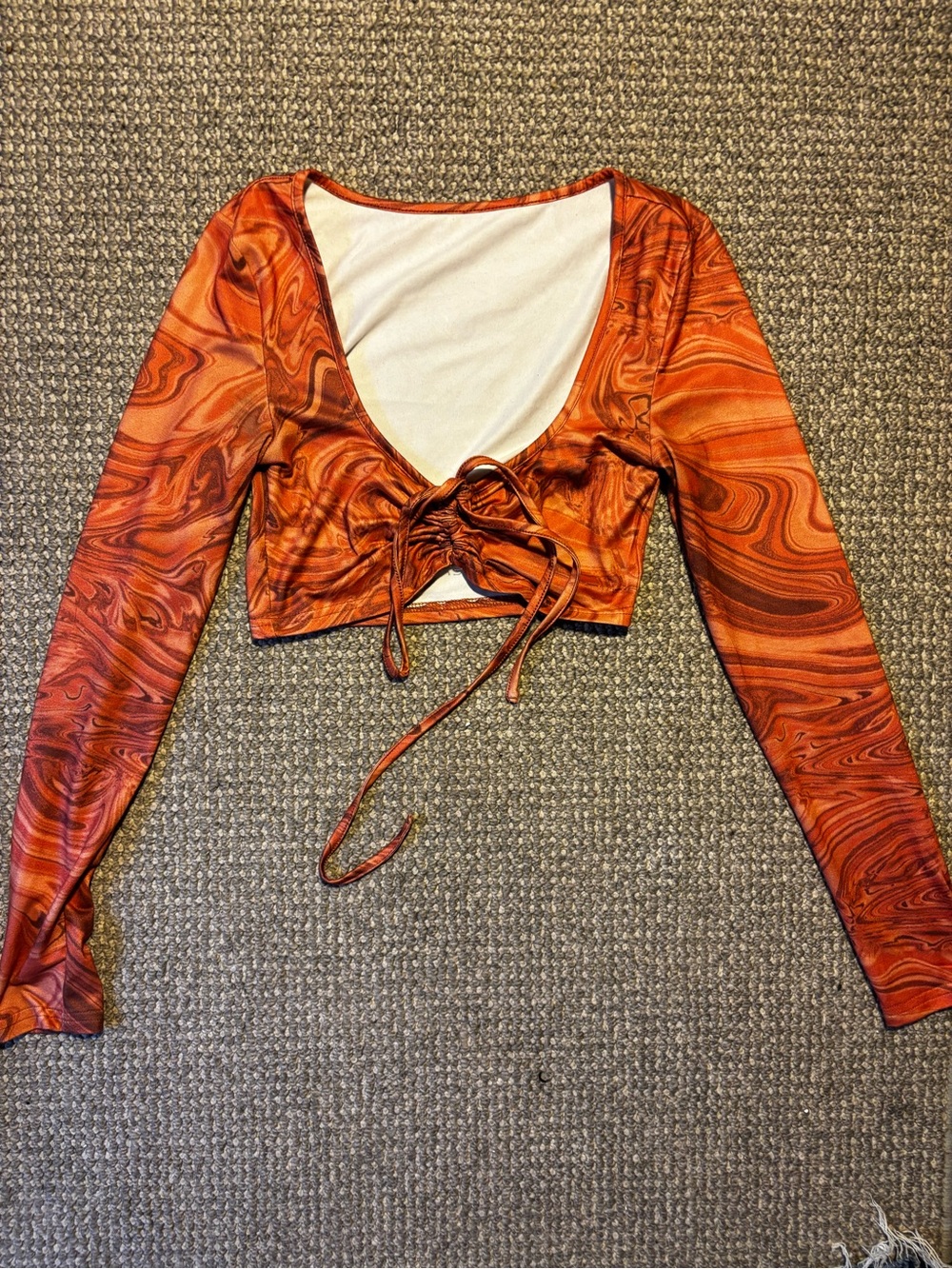 SHEIN Orange Swirl Tie-Front Long Sleeve Crop Top